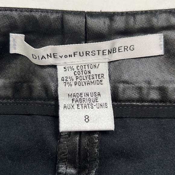 ⭐️DIANE Von Furstenberg Under Armour Skinny Pants⭐️ - Picture 3 of 5